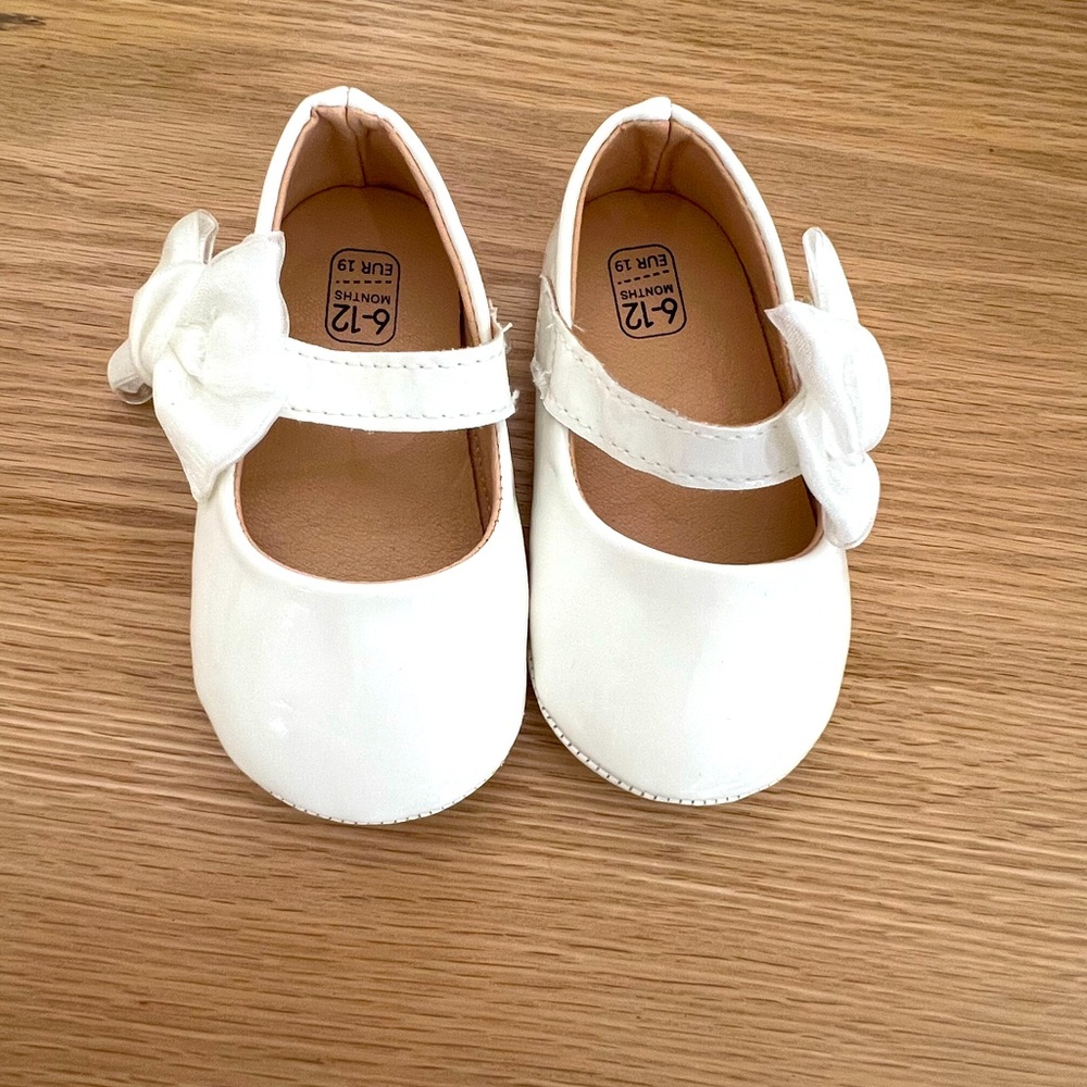 Meckior Infant Baby Girls Soft Sole 
Toddler white dress shoes 6-12 months